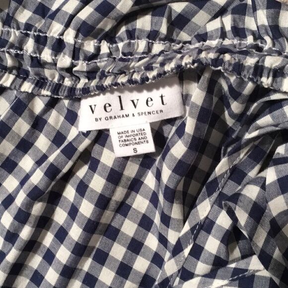 Velvet dress with pockets. - Picture 5 of 7